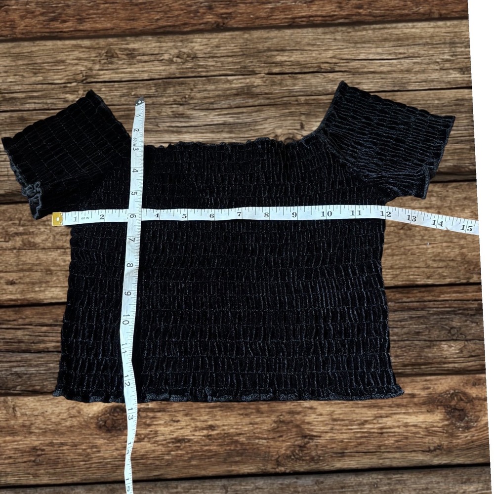 Topshop Black Smocked Off the Shoulder Crop Top Short Sleeve Coquette Edgy Goth - Picture 5 of 10